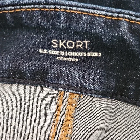 Chico's Skort, 12 - Picture 6 of 6